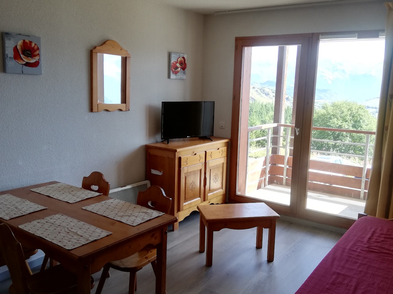 Salon et coin repas